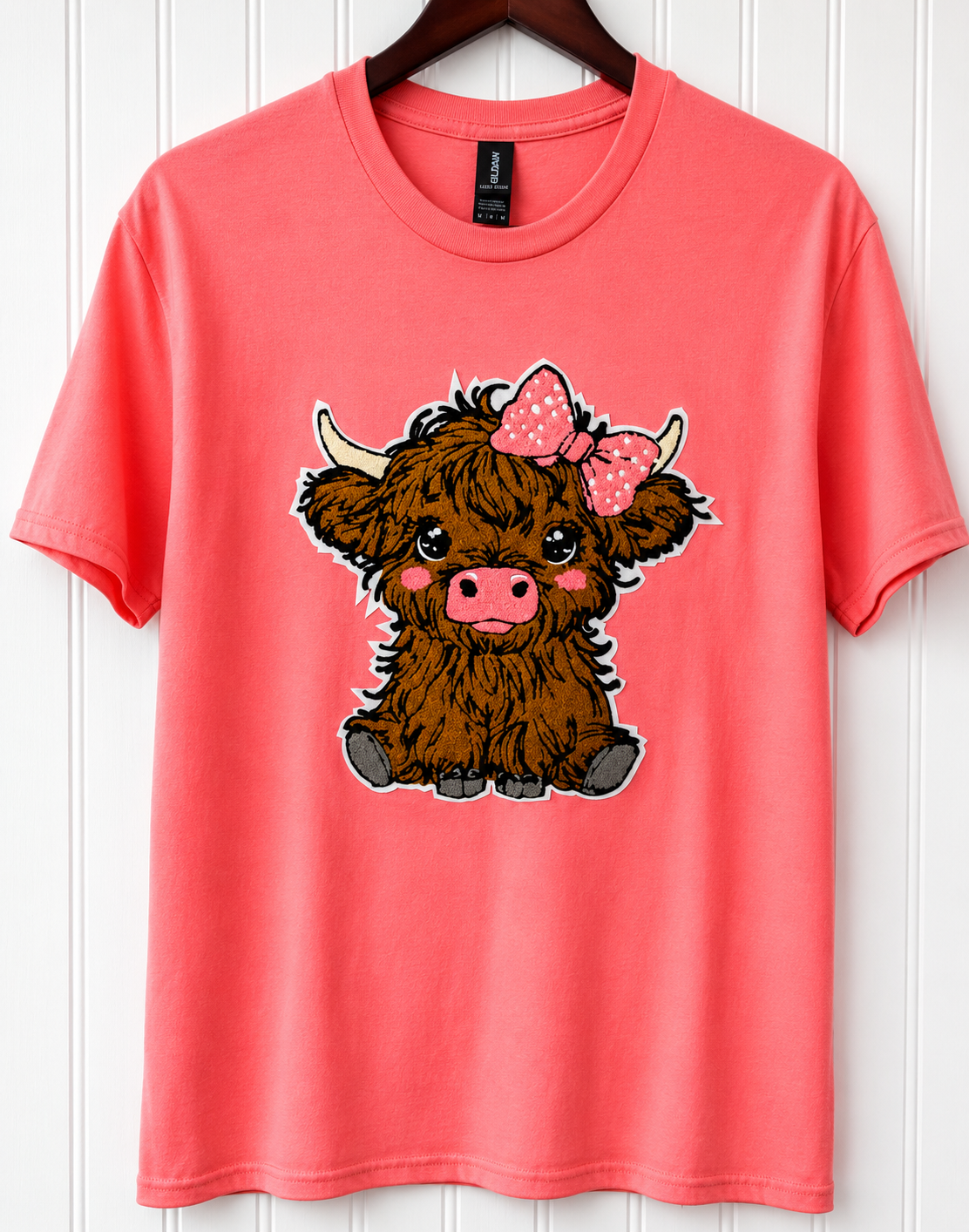 Cute Highland Cow with Pink Bow Girls T-Shirt